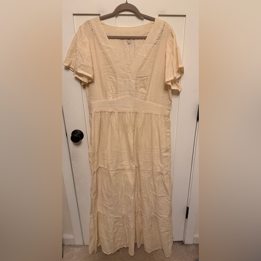 LOFT Cream Maxi Dress with Lace Trim